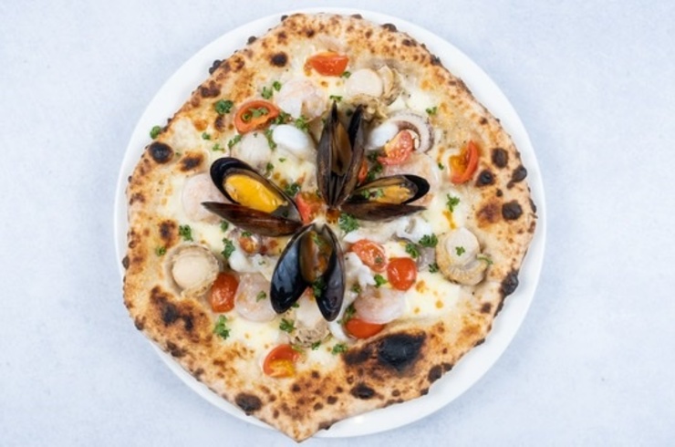 ピザ　マンマミーア