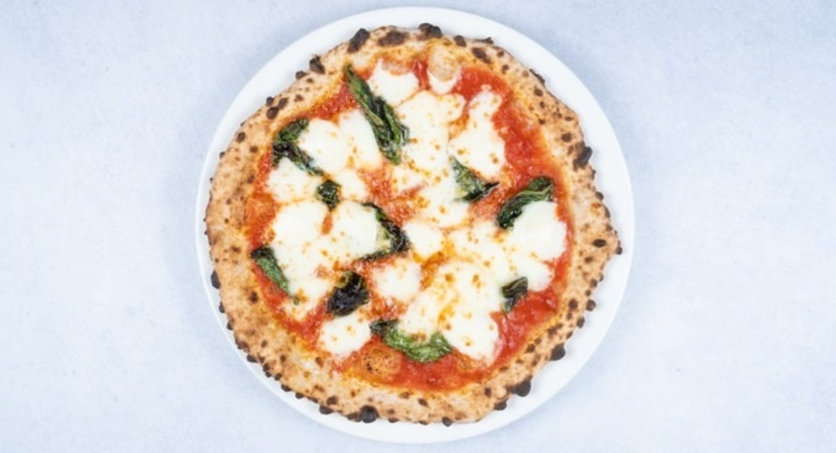 ピザ　マンマミーア