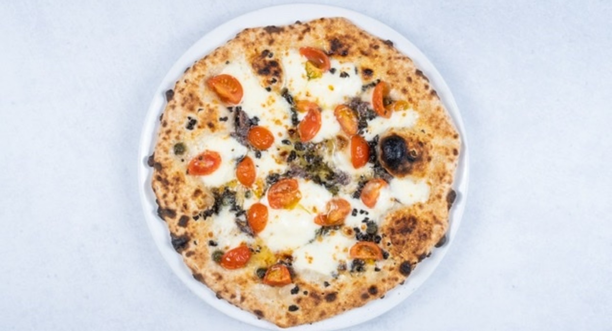 ピザ　マンマミーア